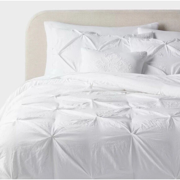 8pc Queen Pinch Pleat Comforter Set White - Threshold - Picture 1 of 9